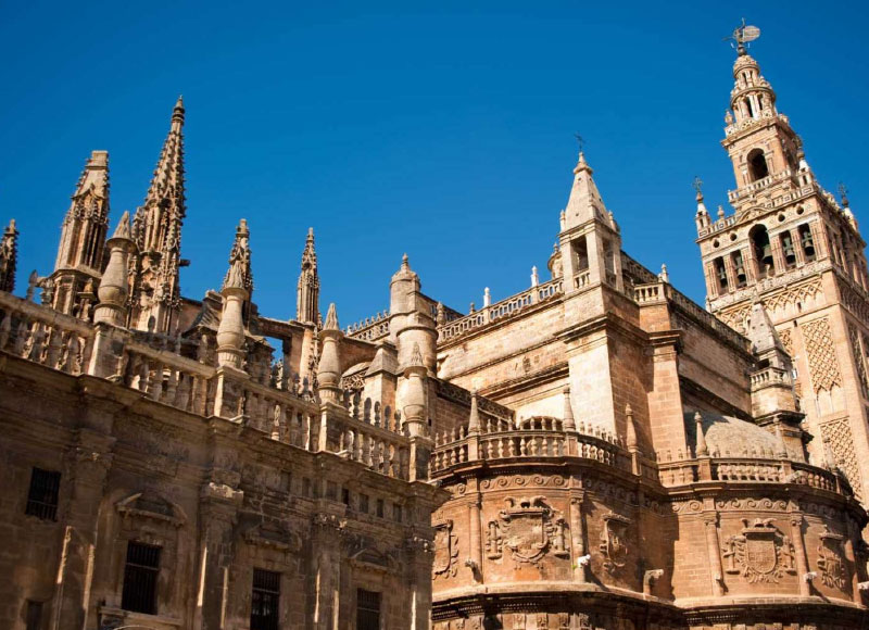 VISITA LA CATEDRAL DE SEVILLA<br /><strong>VISITA en ESPAÑOL <strong class='extra_info_articulo'>- desde 29.00 € </strong></strong>